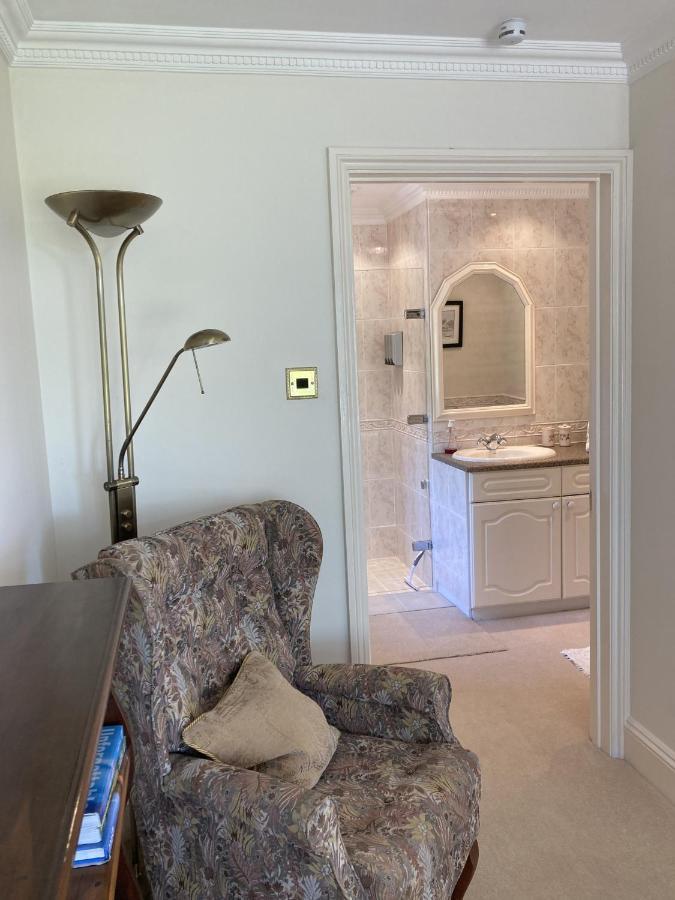 Exclusive 2 Bedroom Apartment With Summer House And Hot Tub ดาเวนทรี ภายนอก รูปภาพ