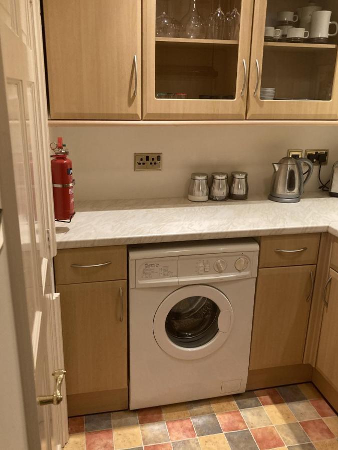 Exclusive 2 Bedroom Apartment With Summer House And Hot Tub ดาเวนทรี ภายนอก รูปภาพ