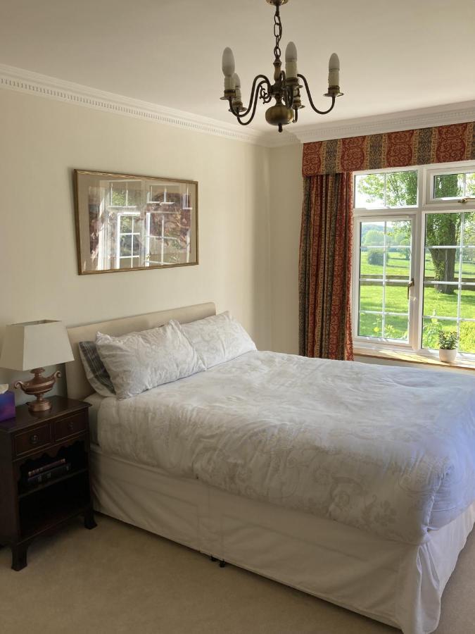 Exclusive 2 Bedroom Apartment With Summer House And Hot Tub ดาเวนทรี ภายนอก รูปภาพ